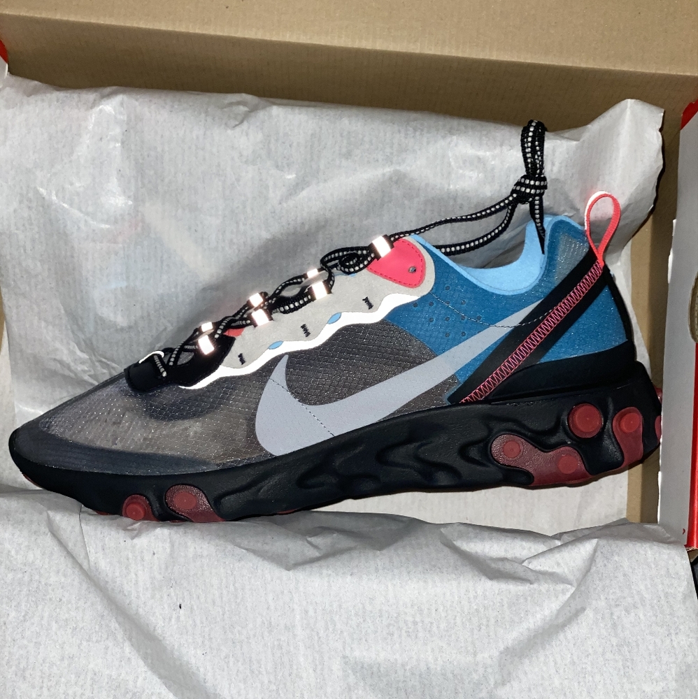 NIKE REACT ELEMENT 87 BLUE CHILL SOLAR RED w/Receipt!